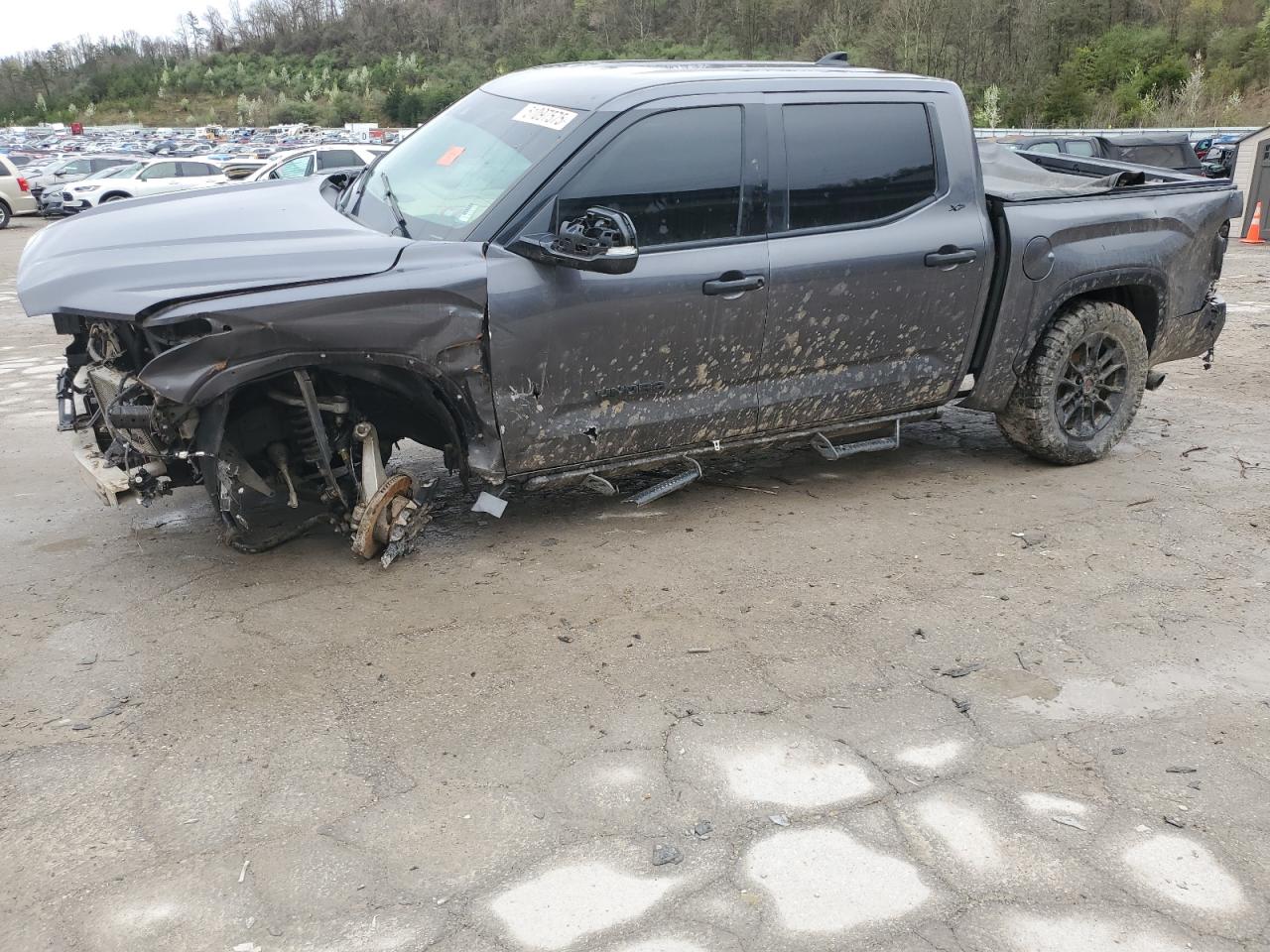 TOYOTA TUNDRA CREWMAX SR