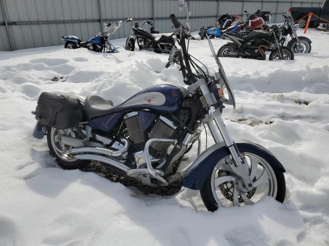 VICTORY MOTORCYCLES KINGPIN 2005 5VPCB16D653006447 photo #1