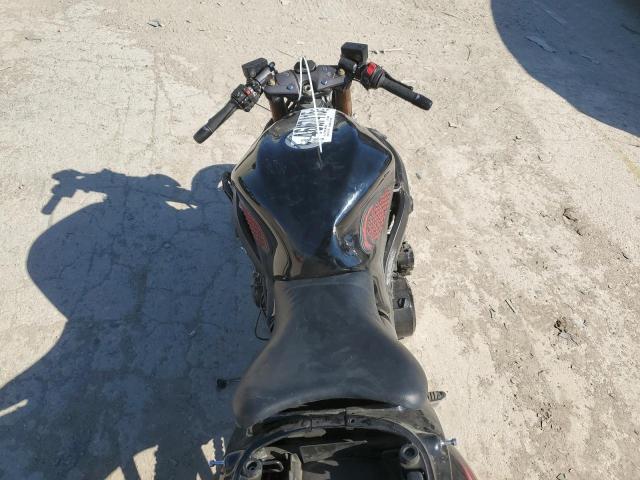 2011 SUZUKI HAYABUSA - JS1GX72AXB2103551