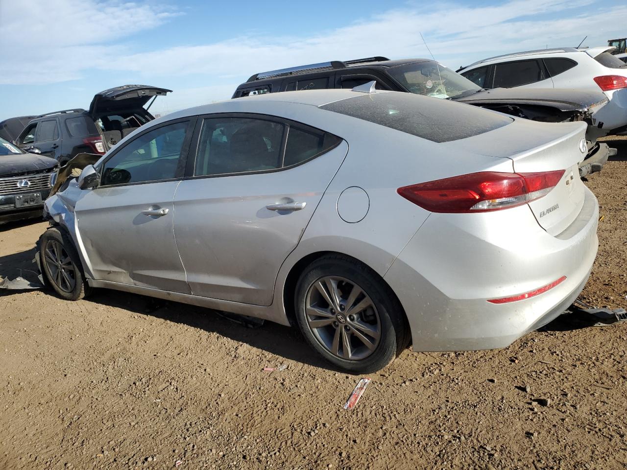 HYUNDAI ELANTRA SEL