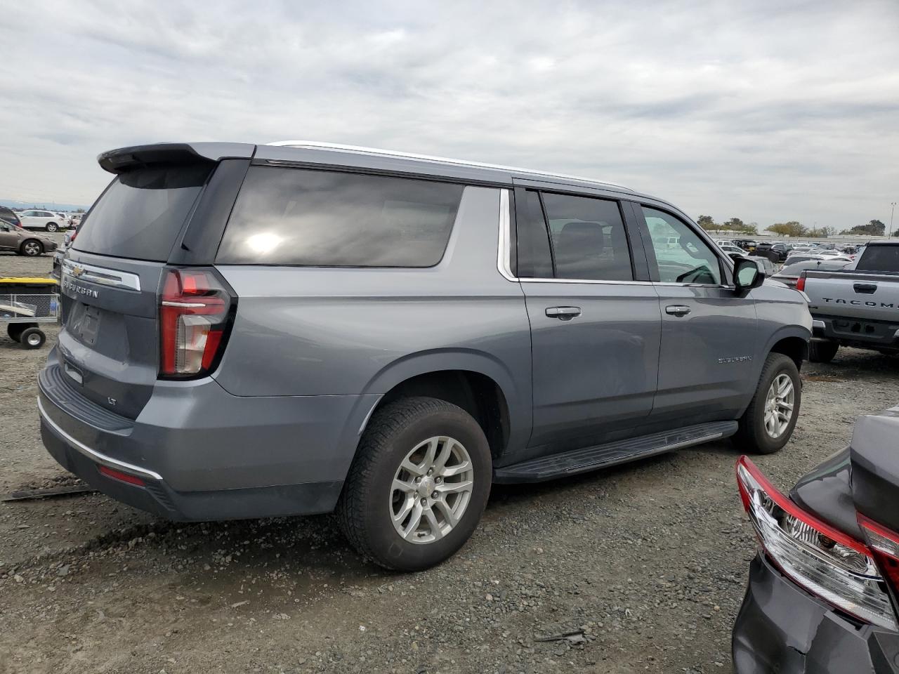 CHEVROLET SUBURBAN 2022