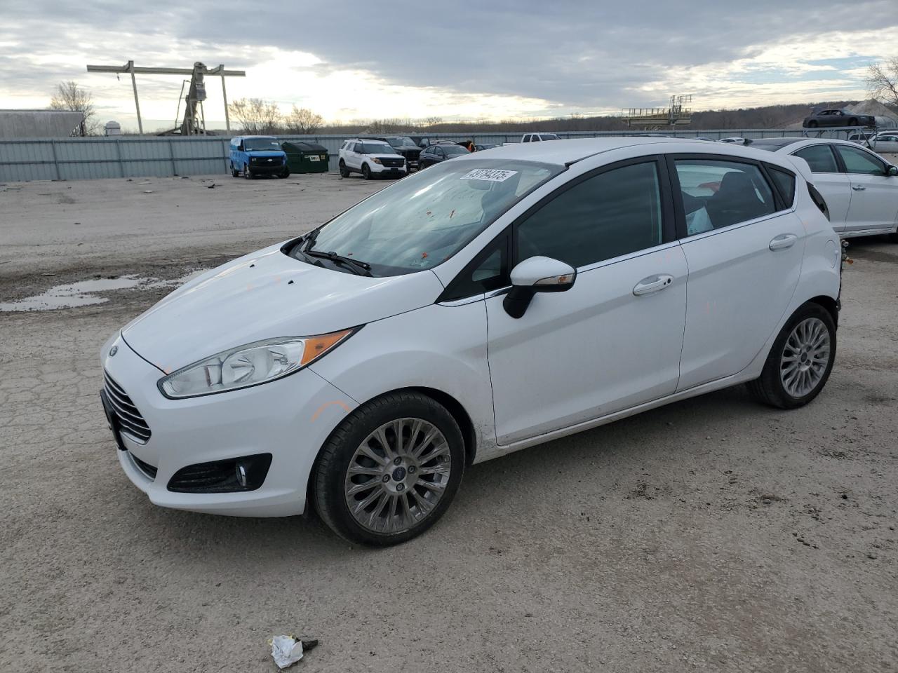  Salvage Ford Fiesta