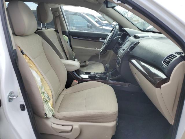 2015 KIA SORENTO LX - 5XYKTDA65FG582643