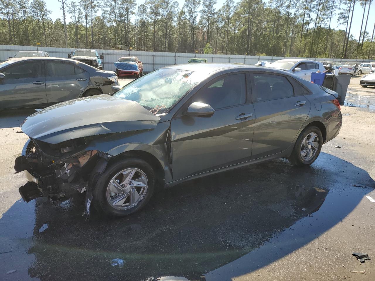 HYUNDAI ELANTRA SE