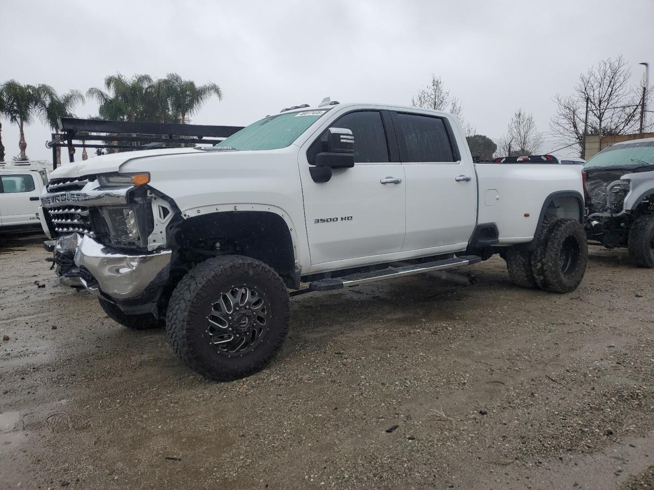 CHEVROLET SILVERADO K3500 LTZ