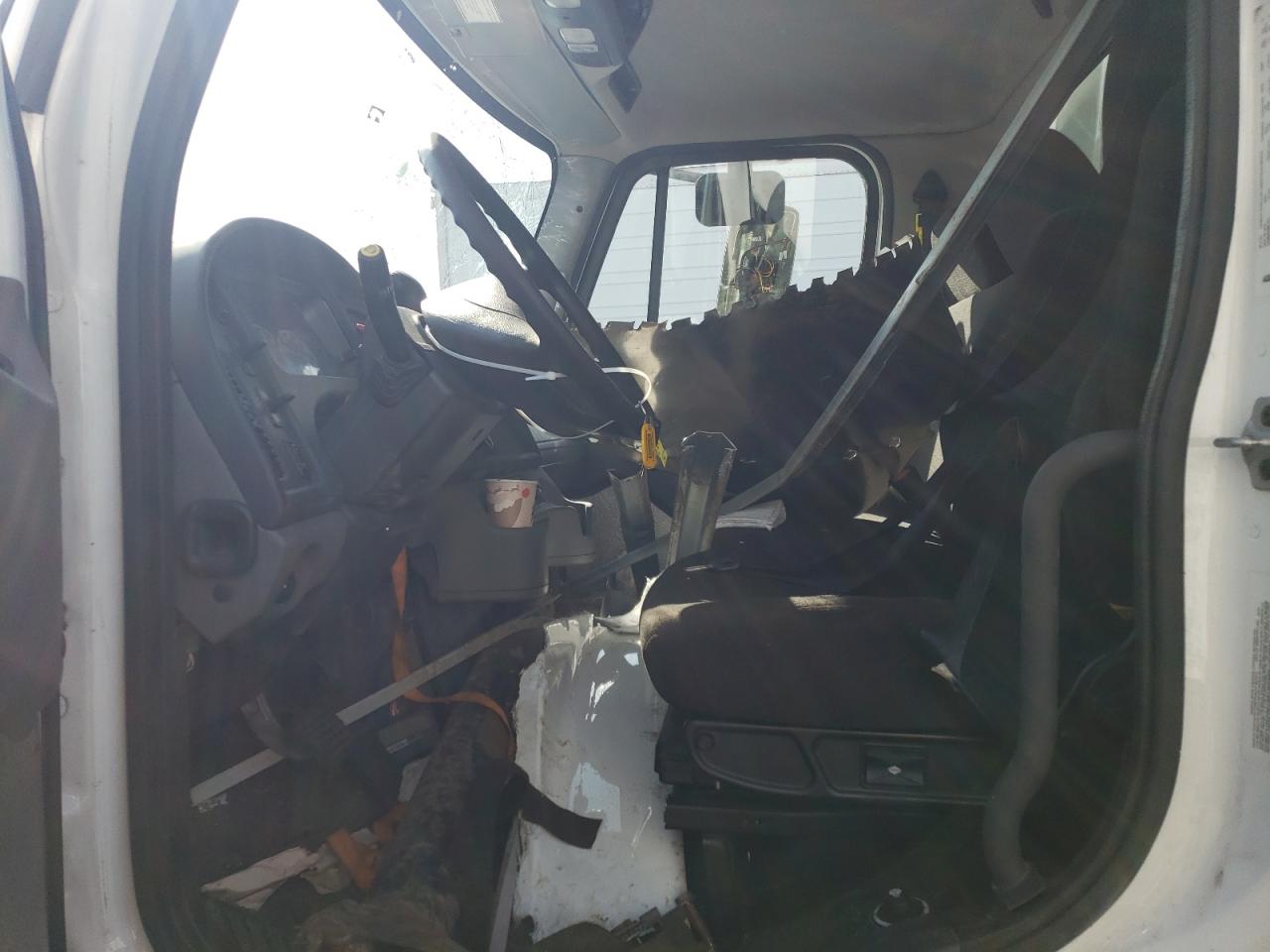 Lot #3247767217 2022 FREIGHTLINER M2