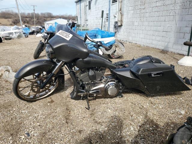 2012 HARLEY-DAVIDSON FLHX STREE - 1HD1KBM11CB639198
