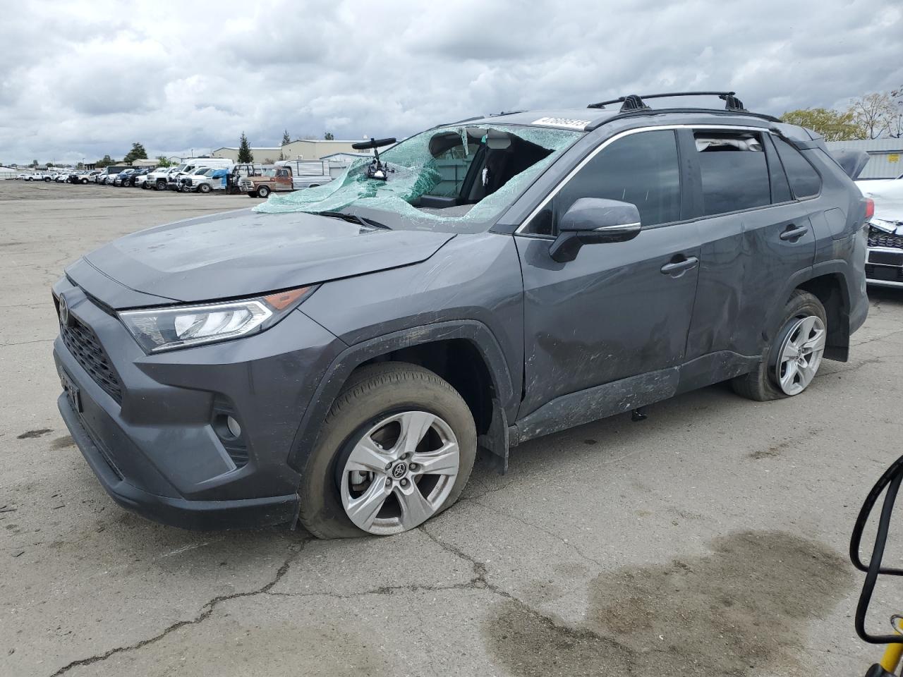 TOYOTA RAV4 XLE