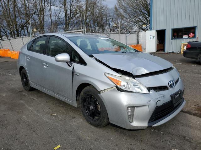 Vin: jtdkn3du8f0418842, lot: 49747285, toyota prius 20154