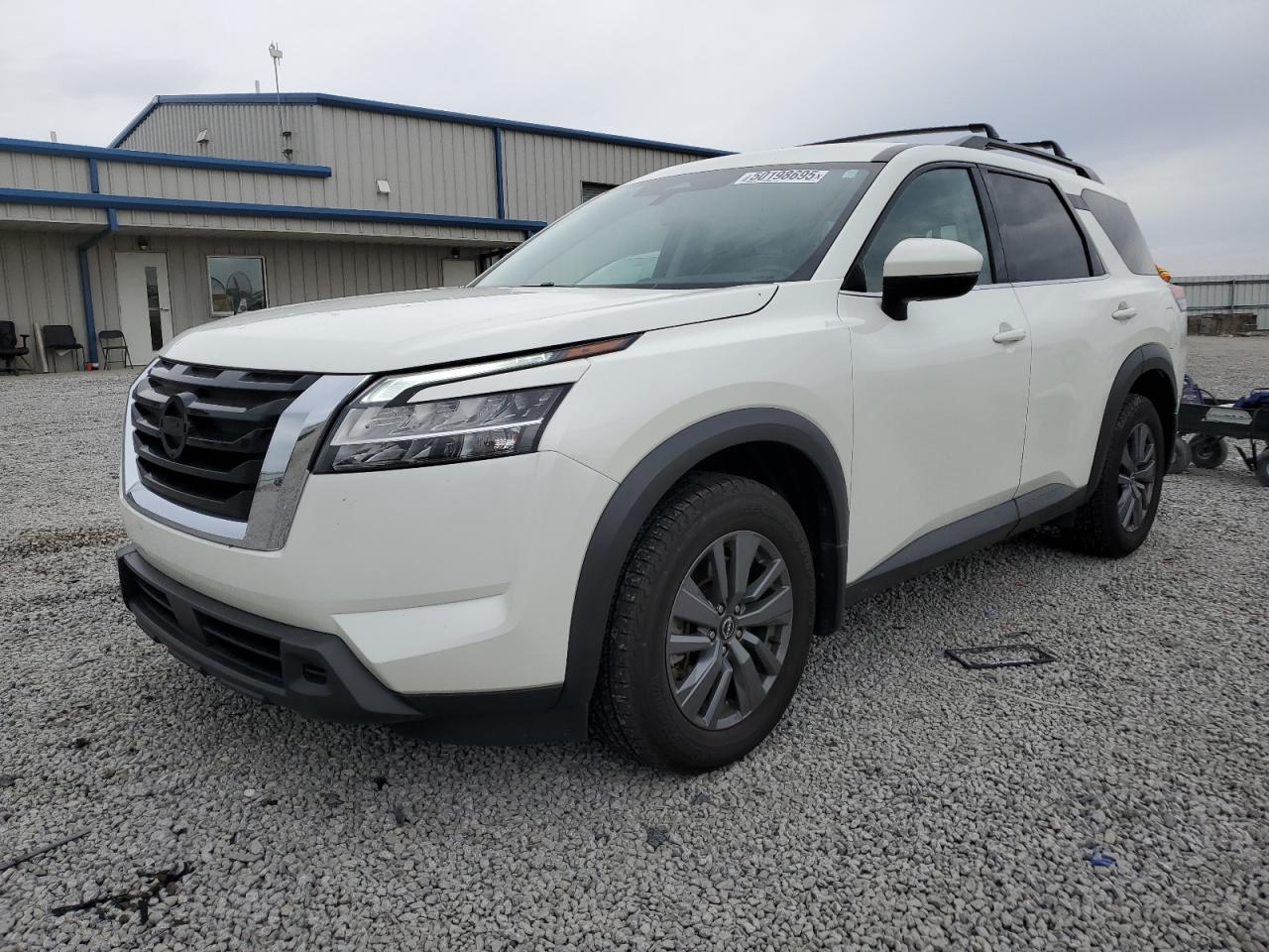 NISSAN PATHFINDER SV