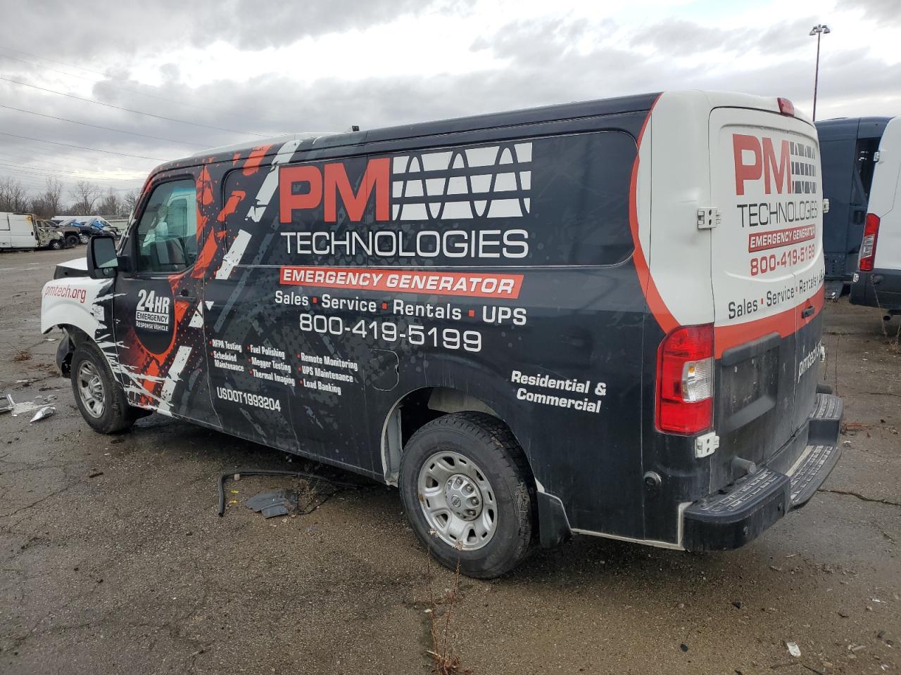 NISSAN NV2500 2500 S