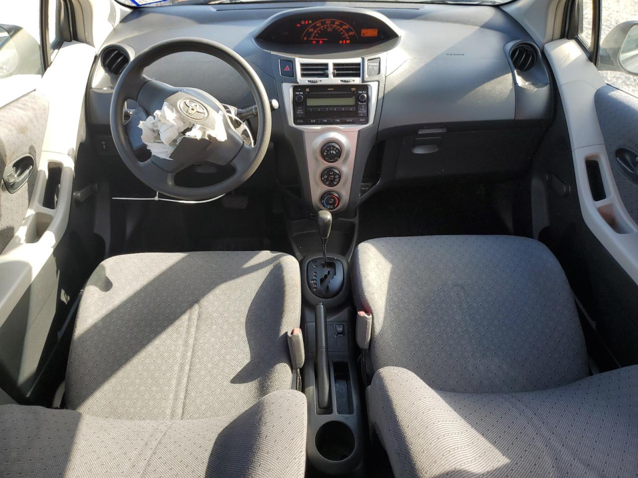 Toyota Yaris 2011