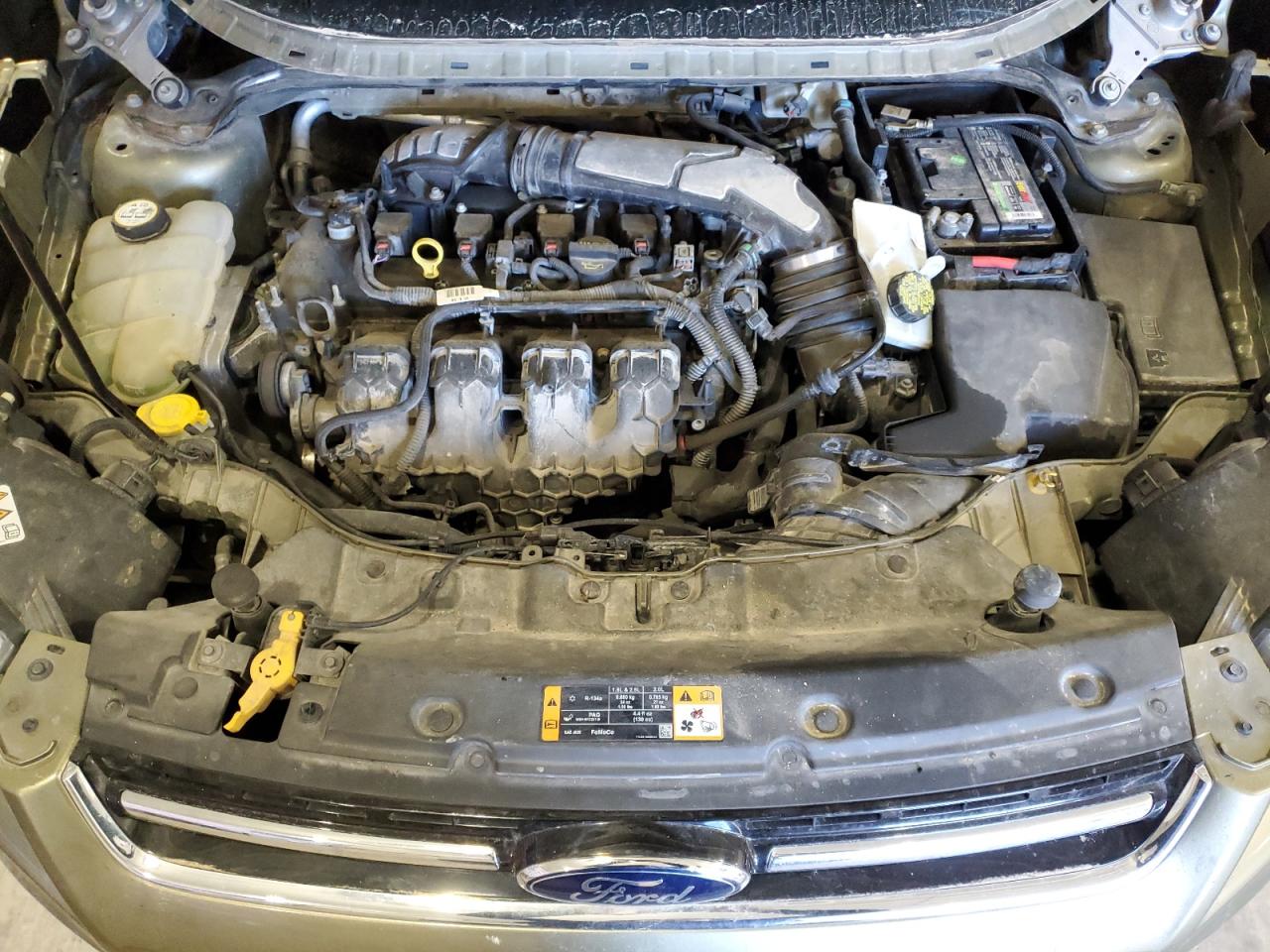 FORD ESCAPE TITANIUM