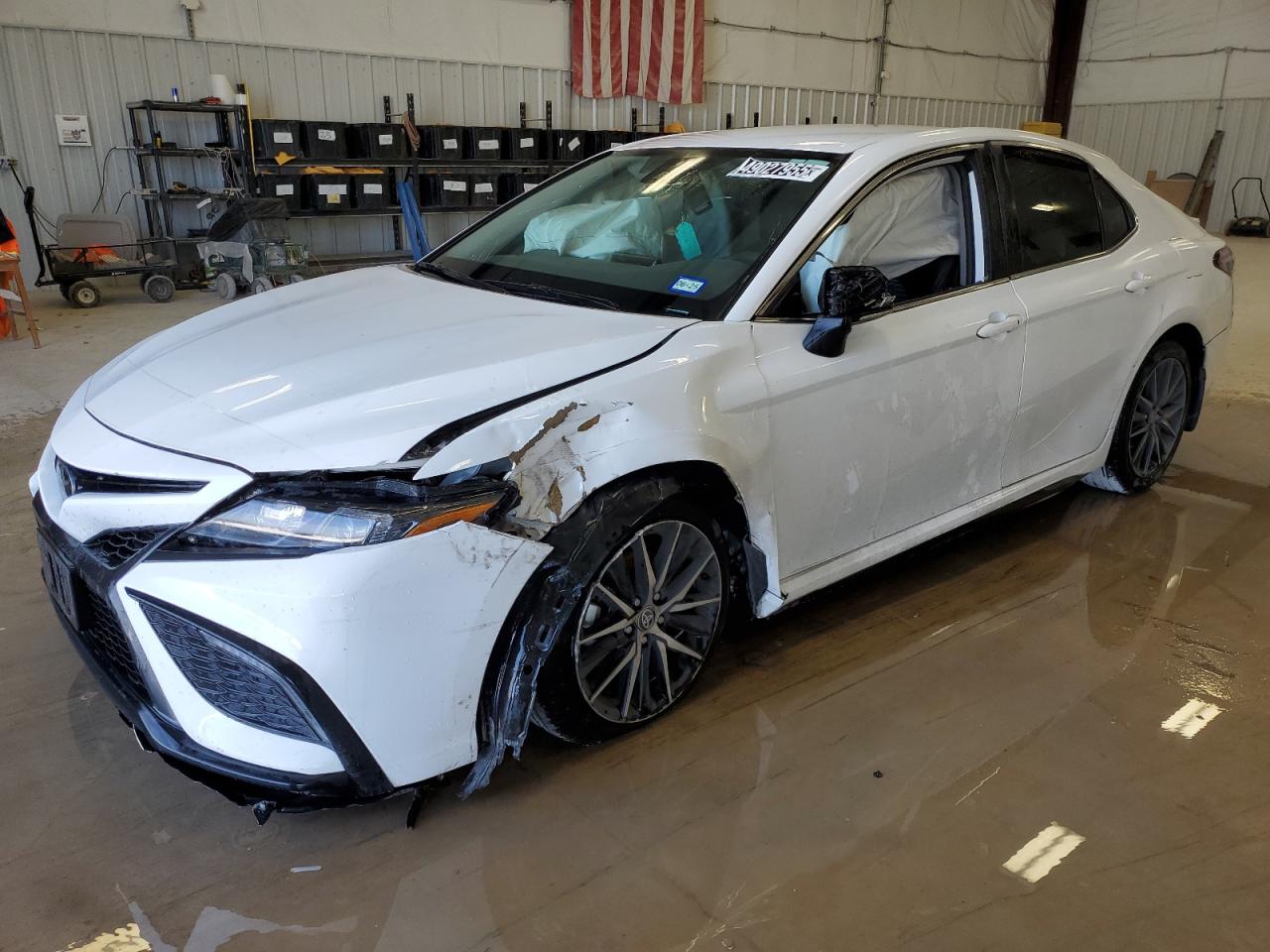 TOYOTA CAMRY SE NIGHT SHADE