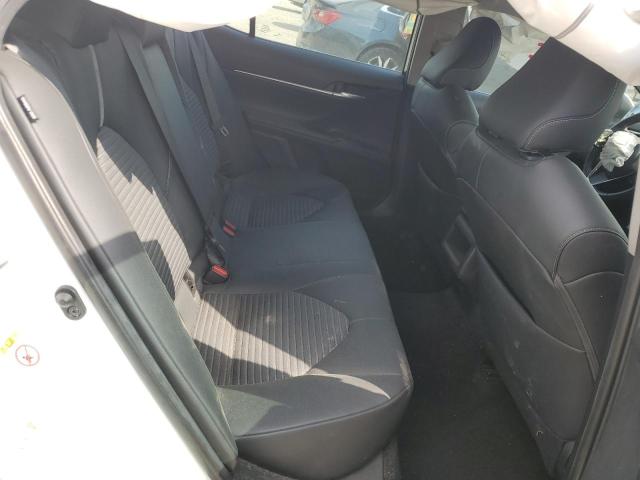 2018 TOYOTA CAMRY L - 4T1B11HK5JU674104