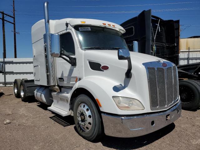 PETERBILT 579 2017 white tractor diesel 1XPBDP9X9HD359713 photo #1