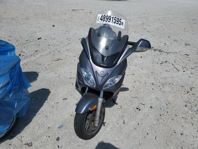 PIAGGIO X9 EVOLUTI 2007 ZAPM270W075001900 photo #3