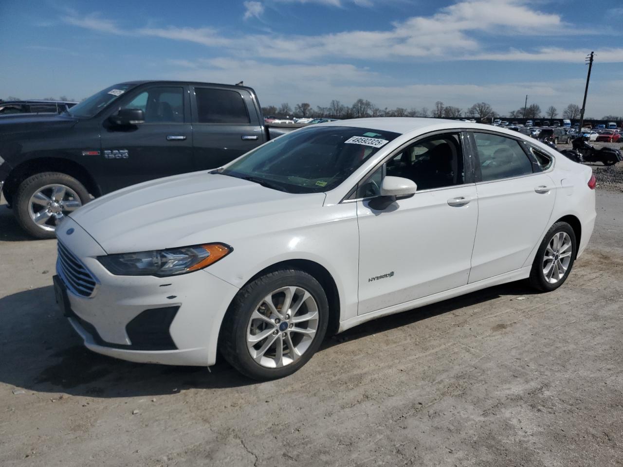FORD FUSION SE
