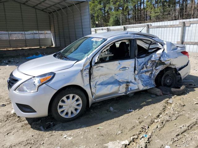 NISSAN VERSA S