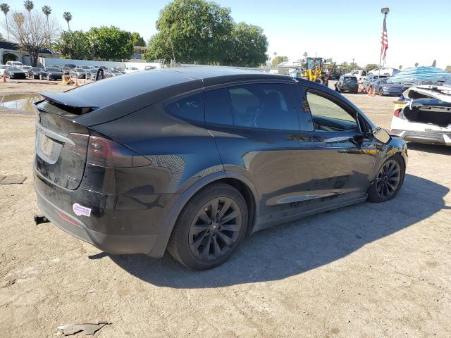 Vin: 5yjxcbe26hf044027, lot: 47975195, tesla model x 20173