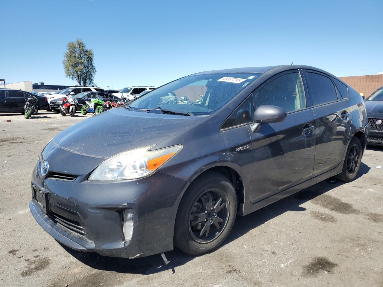 TOYOTA PRIUS