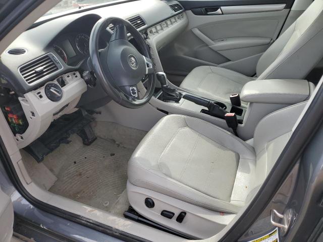 2015 VOLKSWAGEN PASSAT S 1VWAS7A3XFC111644