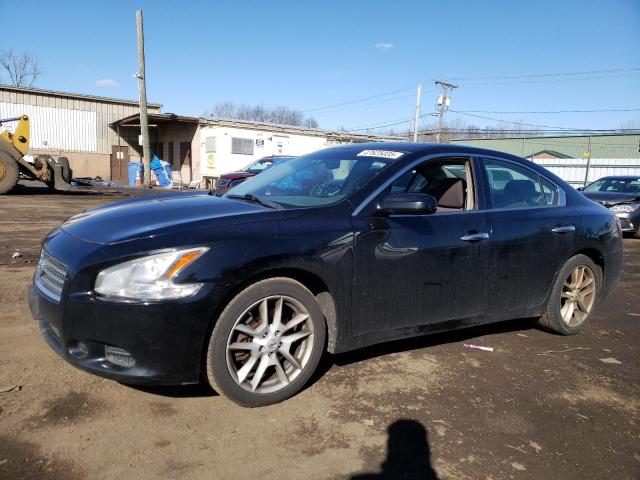 NISSAN MAXIMA S