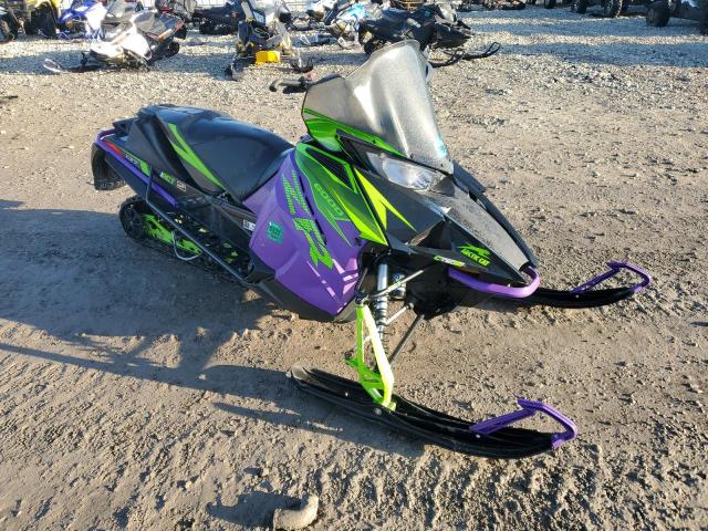 ARCT SNOWMOBILE 2019 two tone   4UF19SNW5KT105873 photo #1
