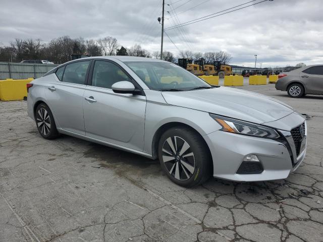 Vin: 1n4bl4dv7nn392956, lot: 49987645, nissan altima sv 20224