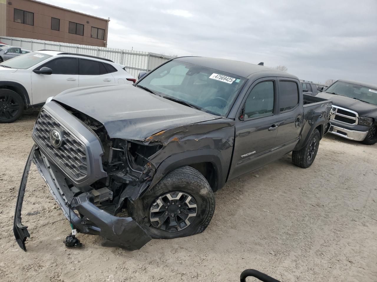 TOYOTA TACOMA DOUBLE CAB