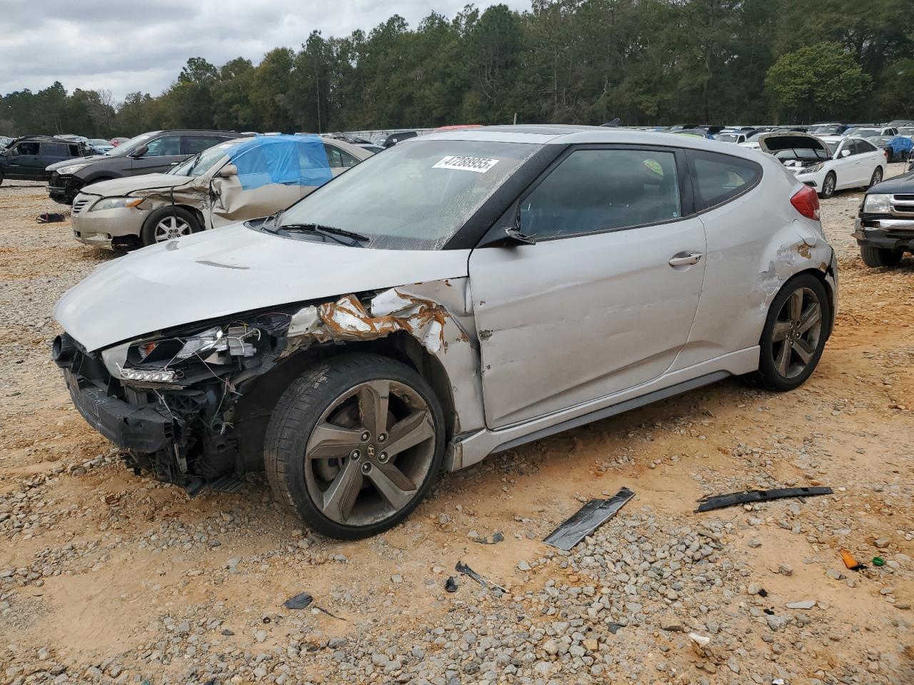  Salvage Hyundai VELOSTER