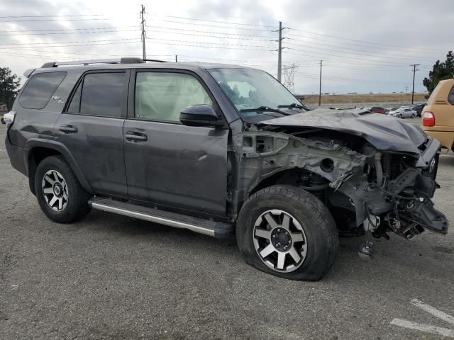 Vin: jtebu5jrxj5539376, lot: 49808395, toyota 4runner sr5/sr5 premium 20184