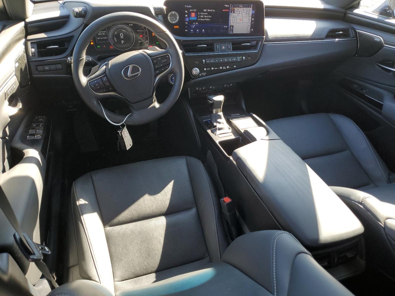 LEXUS ES 300H BASE