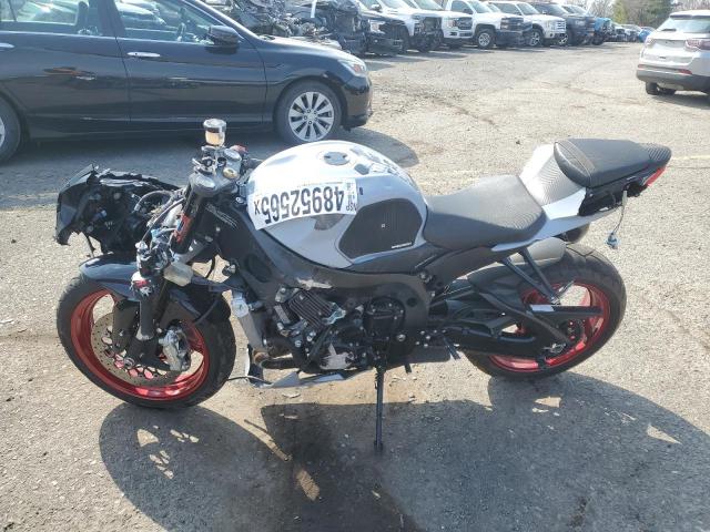 SUZUKI GSX-R600 2023 black  gas JS1GN7FA1P7100466 photo #4