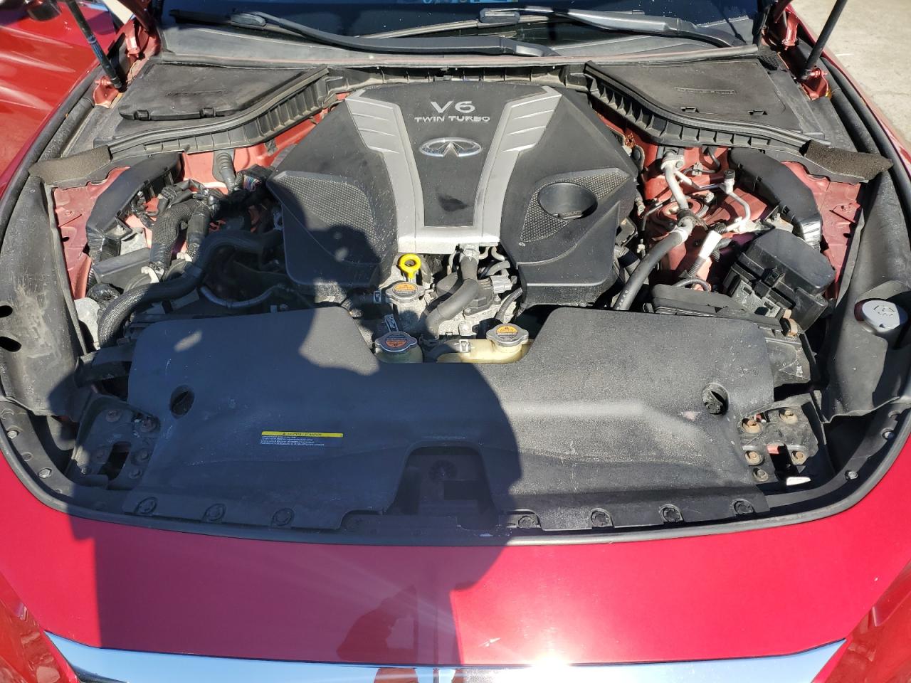 INFINITI Q60 RED SPORT 400