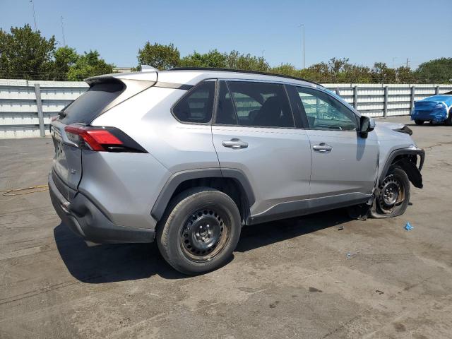 TOYOTA RAV4 LE 2020 silver  gas 2T3K1RFVXLC034798 photo #4