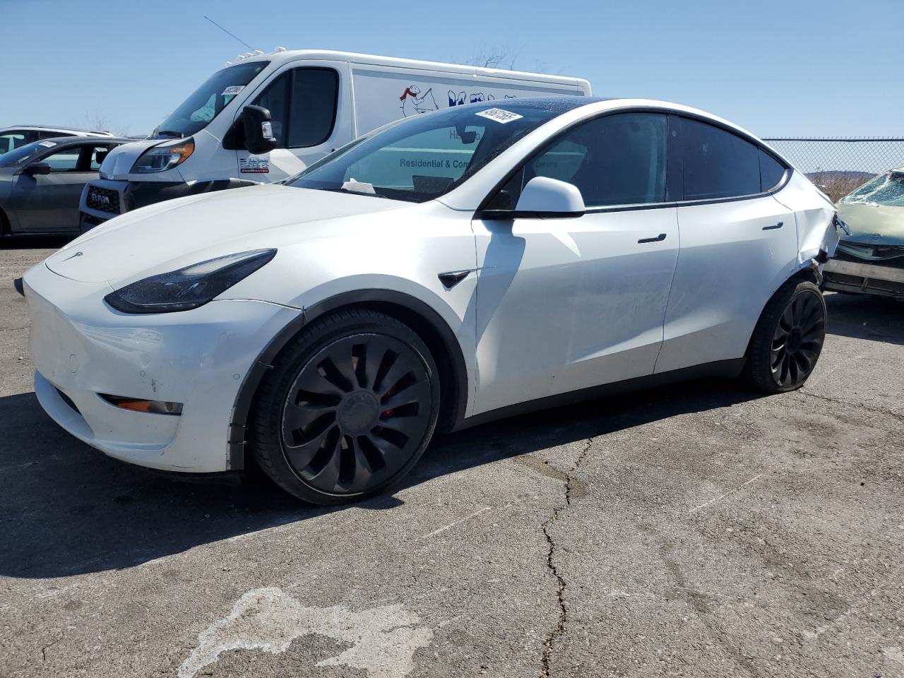 TESLA MODEL Y