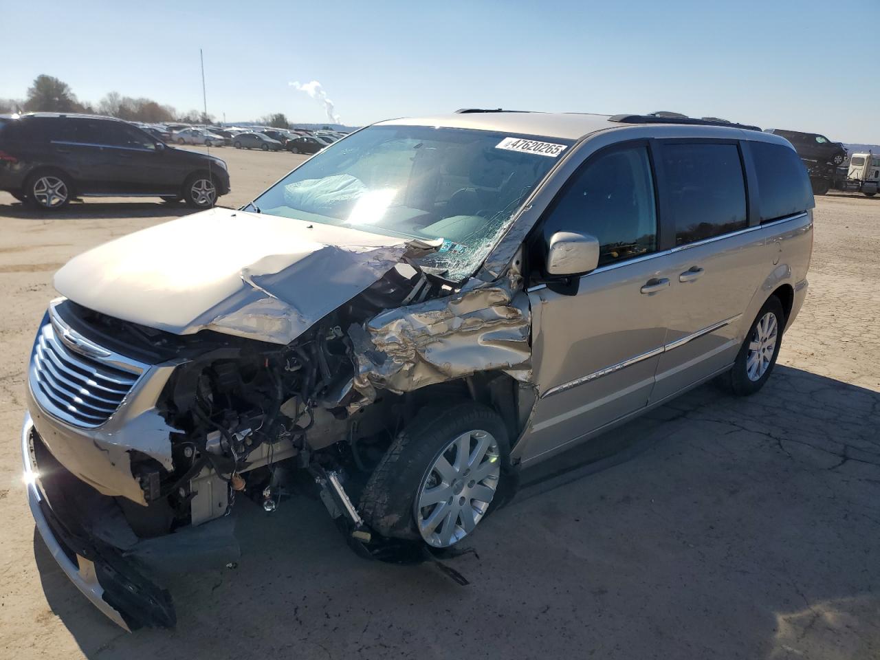  Salvage Chrysler Minivan
