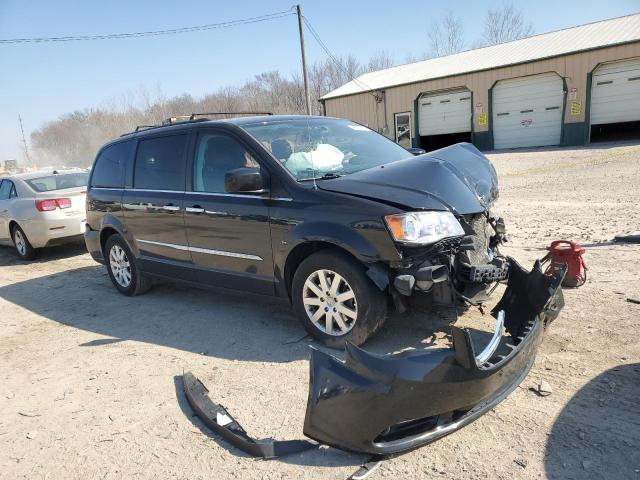 2016 CHRYSLER TOWN & COU - 2C4RC1BGXGR305391