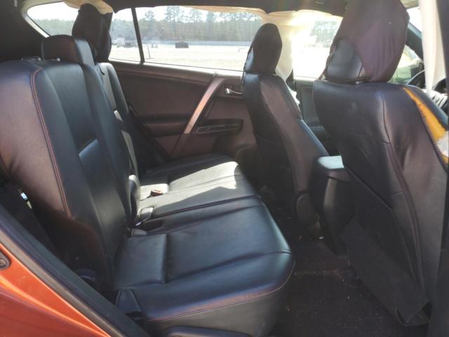 2016 TOYOTA RAV4 SE - JTMJFREV9GJ074047
