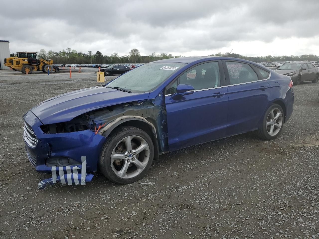 FORD FUSION SE