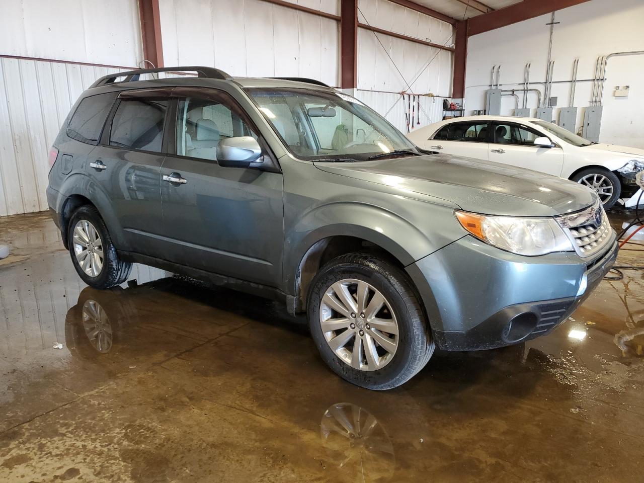 SUBARU FORESTER 2.5X PREMIUM