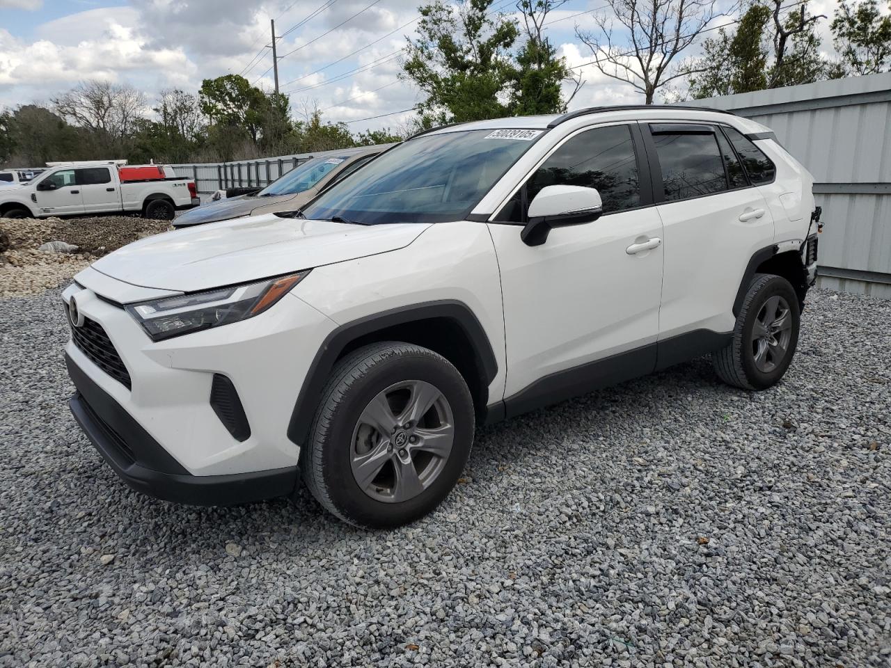 TOYOTA RAV4 XLE