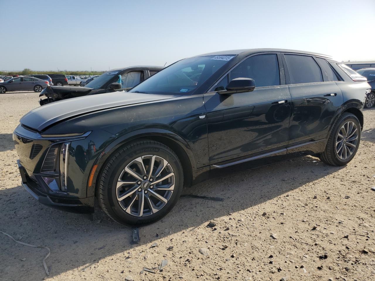 CADILLAC LYRIQ SPORT