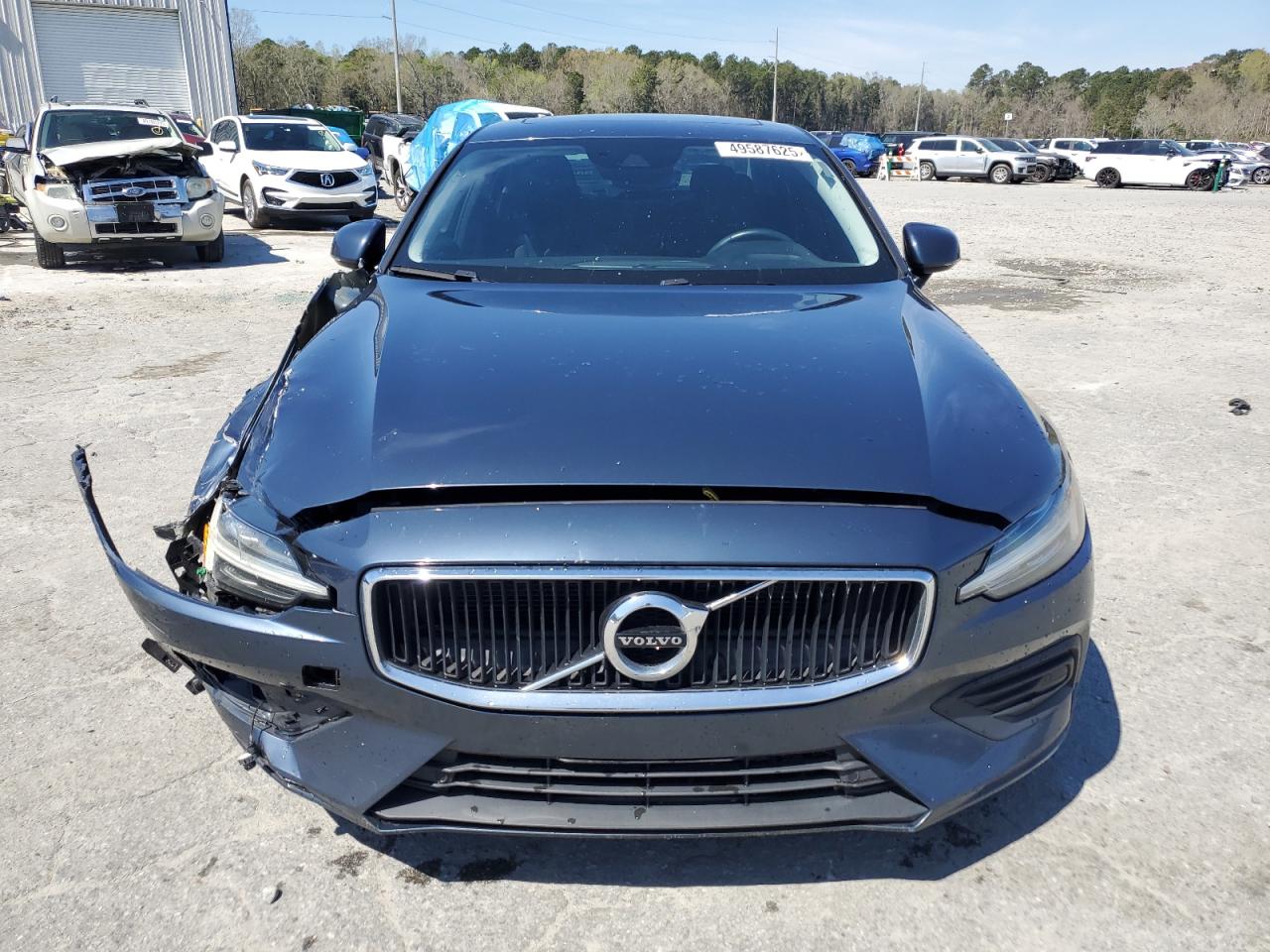 VOLVO S60 T5 MOMENTUM
