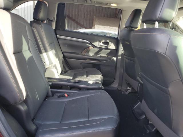 2017 TOYOTA HIGHLANDER - 5TDDZRFH8HS422101