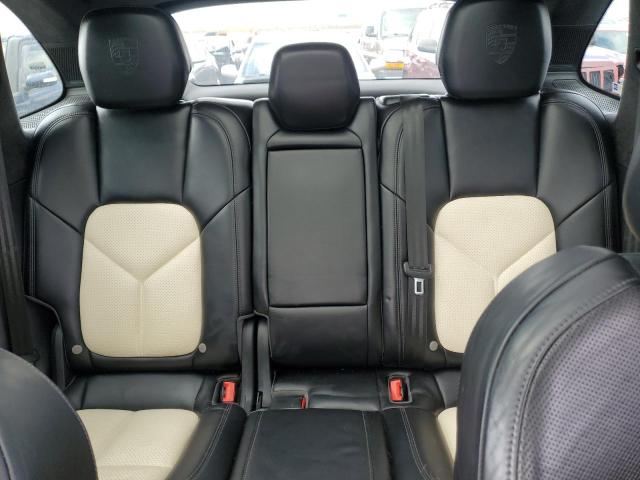 2017 PORSCHE CAYENNE GT WP1AD2A22HLA81676