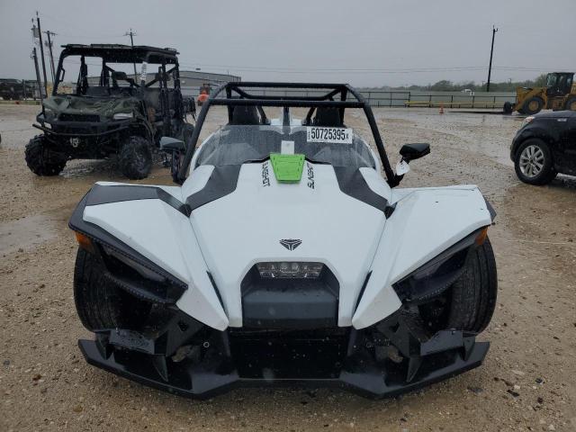 POLARIS SLINGSHOT 2021 white  gas 57XAASHD3M8147531 photo #3