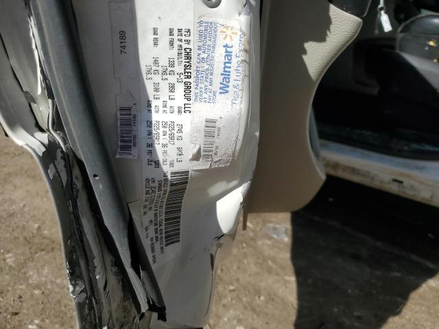 CHRYSLER TOWN & COUNTRY LIMITED