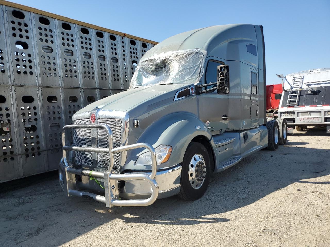 Lot #3282695280 2022 KENWORTH T680